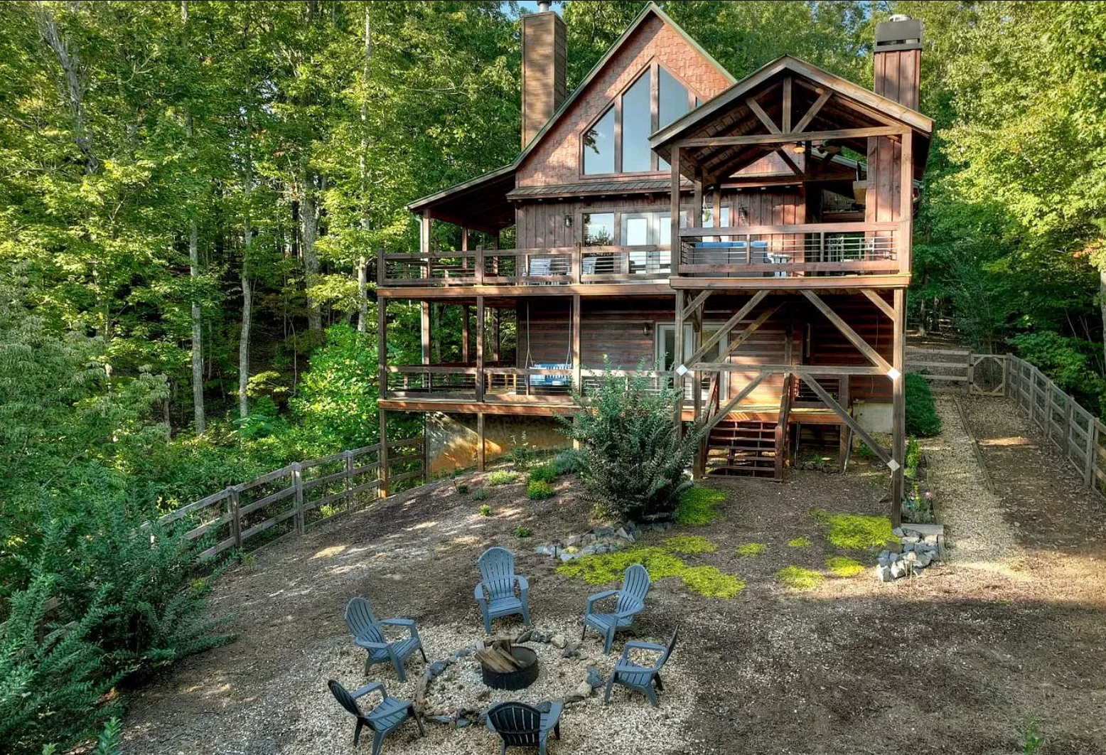 Chalet Blue Ridge mountain cabin with fire pit, a base for the best festivals for a group getaway in Blue Ridge