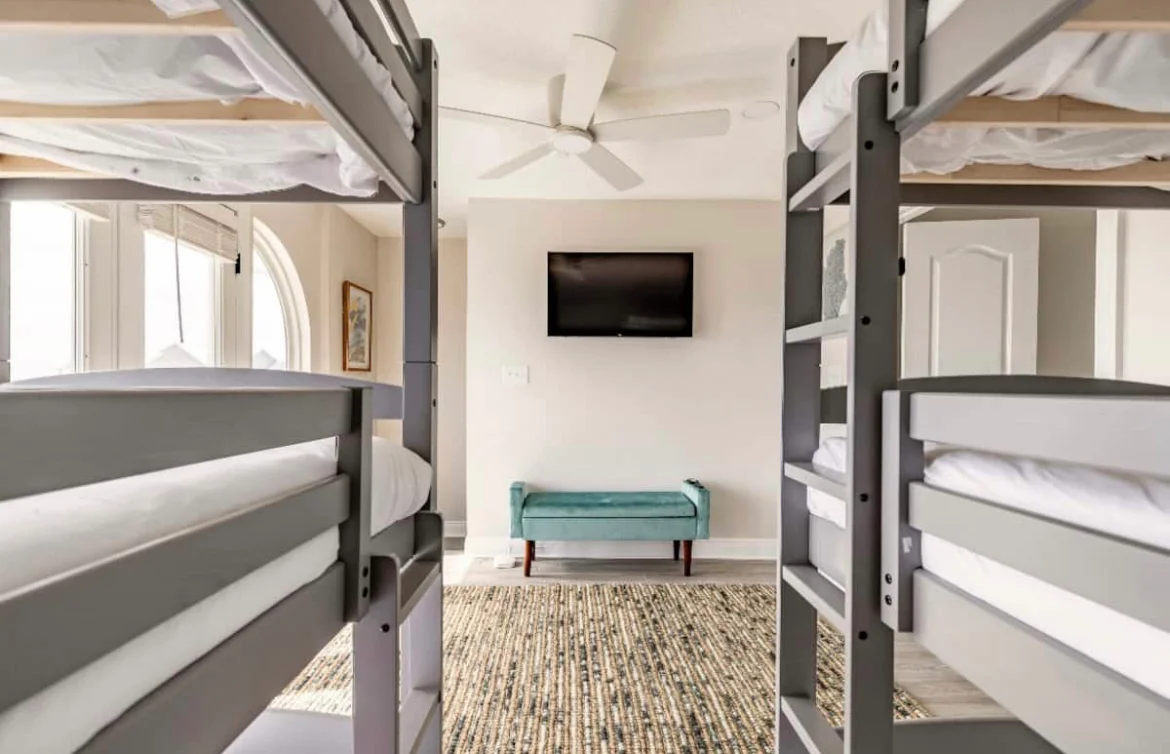 Bunk room at Sea La Vie, a direct-booking Airbnb alternative that sleeps 12 in Panama City Beach