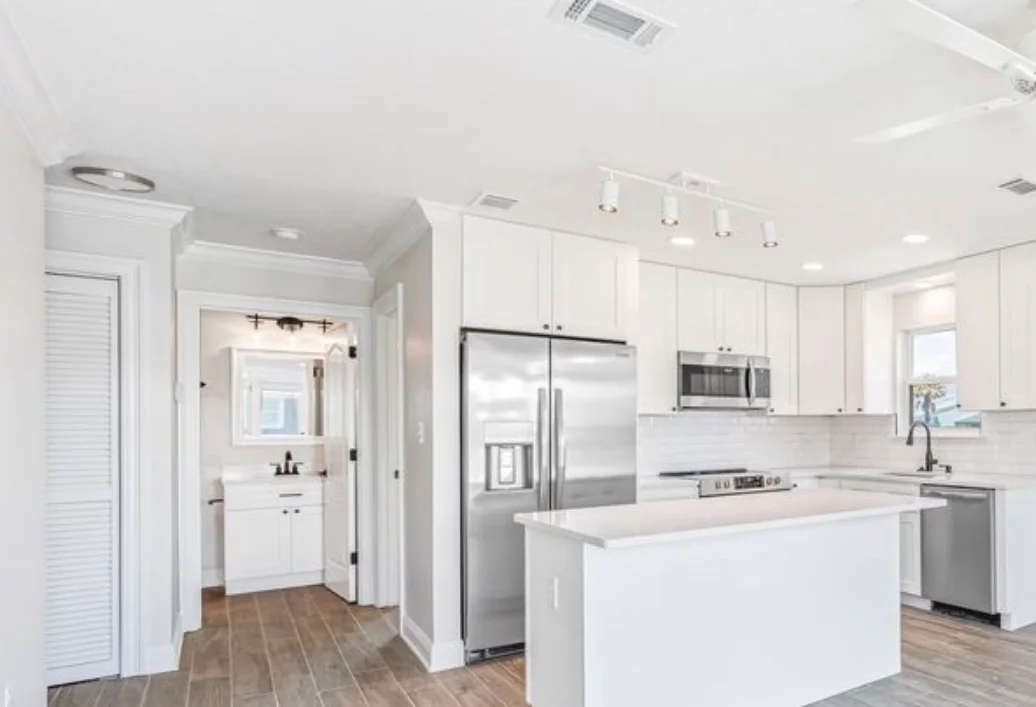 Sea La Vie kitchen with island, a Panama City Beach summer concert and event calendar home base