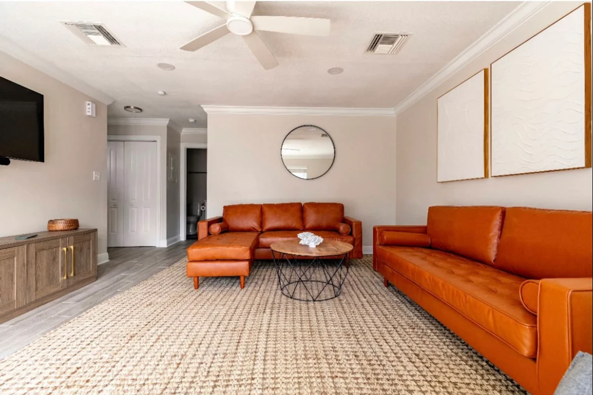 Sea La Vie living room, a relaxed base near the best coffee shops Panama City Beach